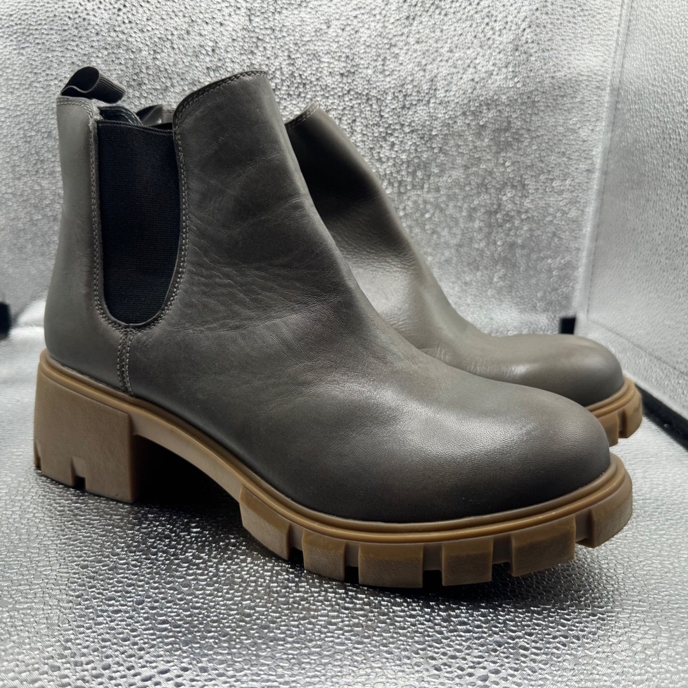 Size 10 Steve Madden Howler Boots Womens Gray Excellent Leather Lug Sole Chelsea